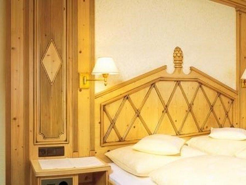Hotel Badhaus 滨湖采尔 外观 照片