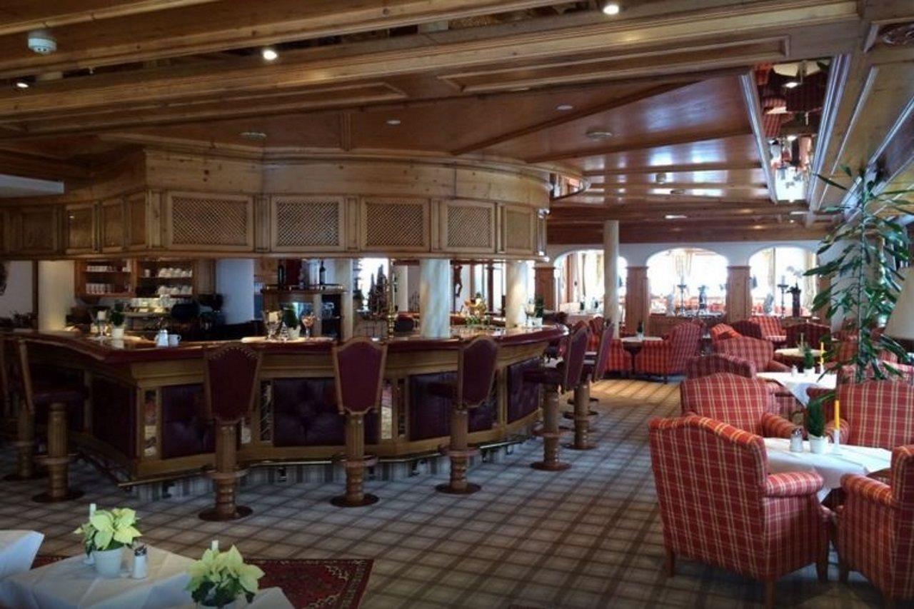 Hotel Badhaus 滨湖采尔 外观 照片